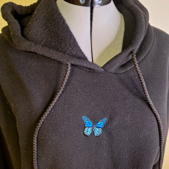 Orange Kiss Black Sweatshirt W/Butterfly, Hooded with Tie. Size Med - Picture 2 of 9